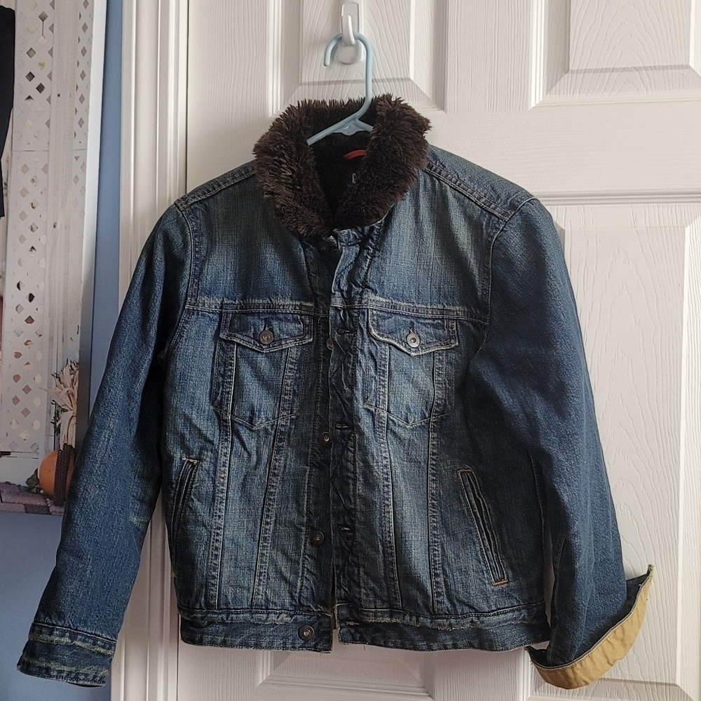 NWT GAP Boy's Fur Lined Collar Jean Jacket Size XXL (14-16)